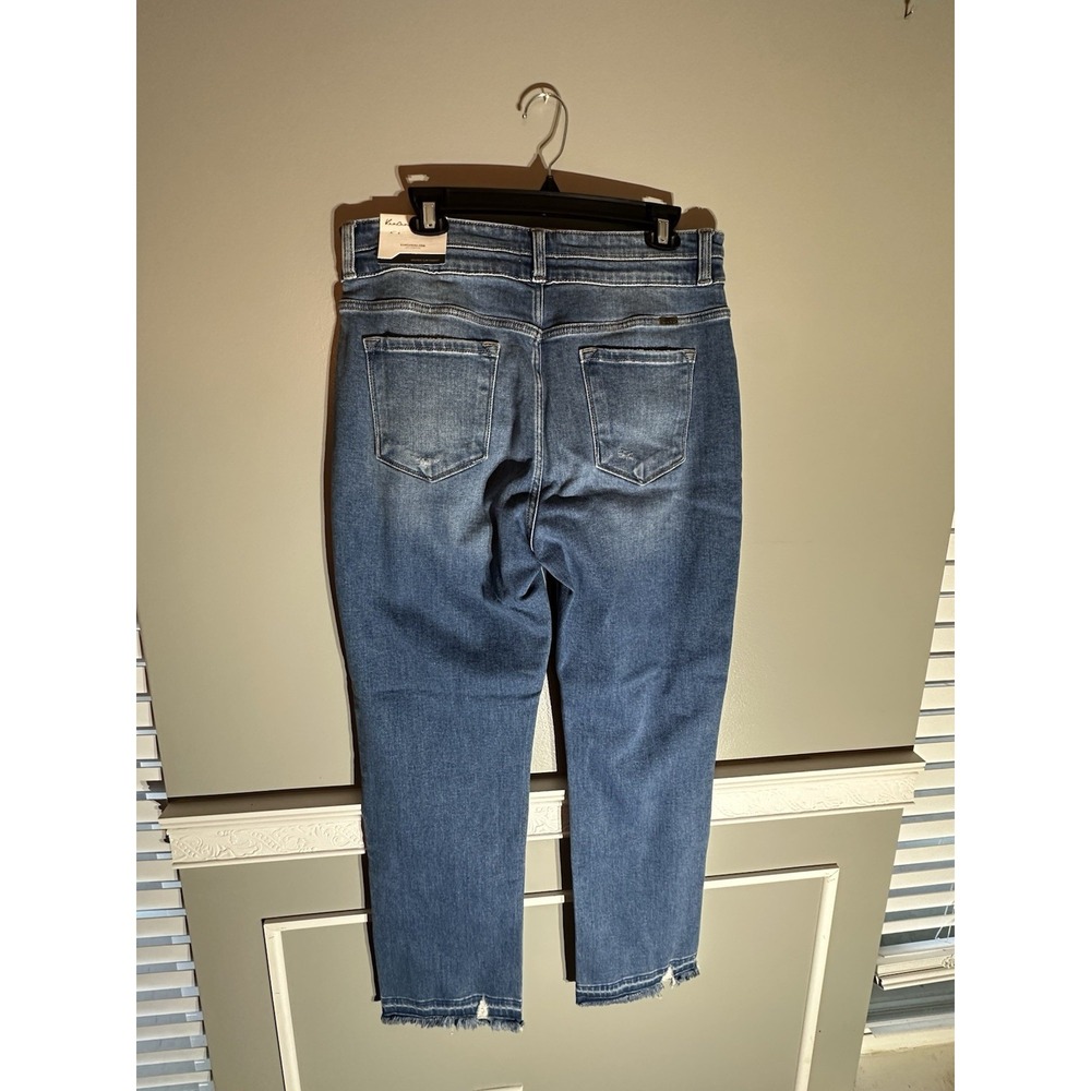 KanCan Size 15/31 Morgana High Ride Distressed Jeans NWT - Picture 3 of 5